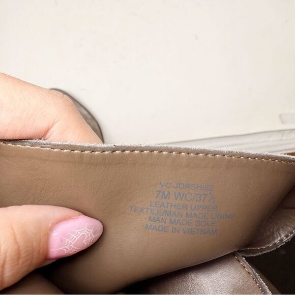 Vince Camuto WIDE CALF Jorshie Suede Grey Knee High Boots Size 7 - Picture 8 of 8